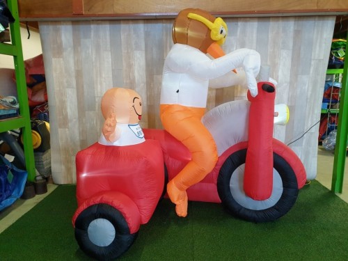 Indoor Ooievaar op Scooter 2,3m